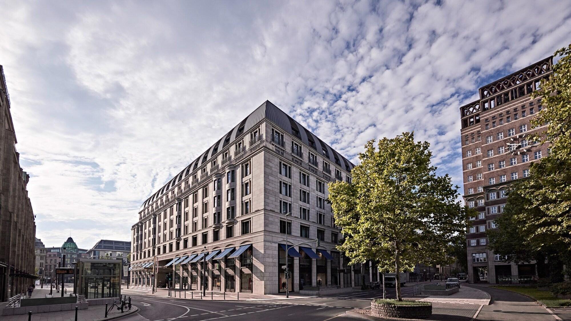 Breidenbacher Hof, Best Grandhotel 2025 - Die 101 Besten Dusseldorf Ngoại thất bức ảnh