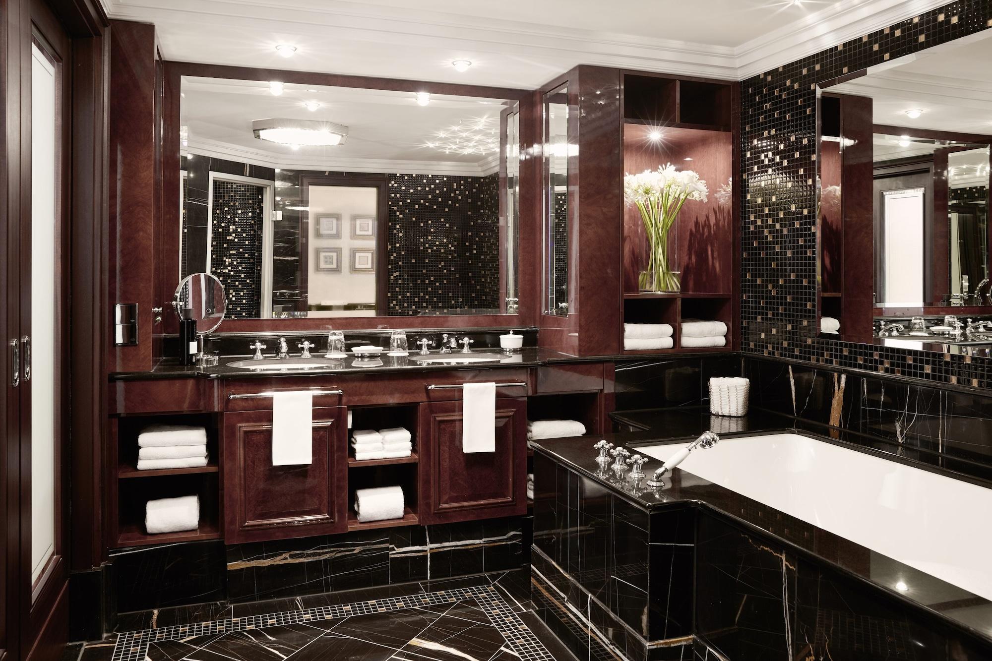 Breidenbacher Hof, Best Grandhotel 2025 - Die 101 Besten Dusseldorf Ngoại thất bức ảnh